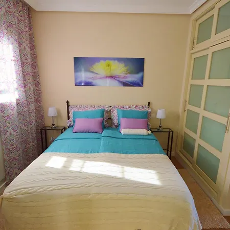 Nyaraló House Of Happiness And Comfort *