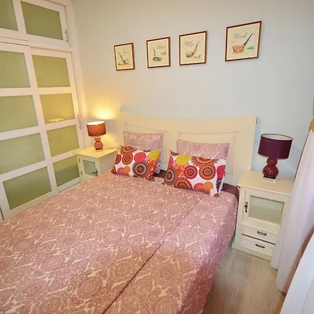 Nyaraló House Of Happiness And Comfort